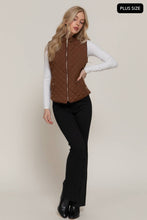 Load image into Gallery viewer, Suede Piping Quilted Padding Vest