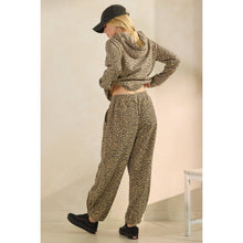 Load image into Gallery viewer, Printed French Terry Cozy Sweat Pants