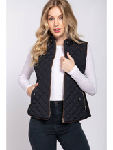 Load image into Gallery viewer, Lightweight Quilted Full Zip Up Vest