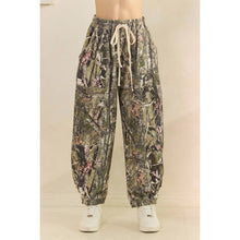 Load image into Gallery viewer, Printed French Terry Cozy Sweat Pants
