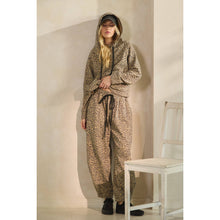 Load image into Gallery viewer, Printed French Terry Cozy Sweat Pants
