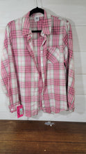 Load image into Gallery viewer, VINTAGE PINK CAMPING QUEEN FLANNEL
