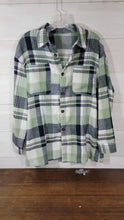 Load image into Gallery viewer, Light Weight Flannel Shirt with Raggy Lake Days Patch
