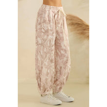 Load image into Gallery viewer, Printed French Terry Cozy Sweat Pants
