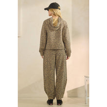 Load image into Gallery viewer, Printed French Terry Cozy Sweat Pants
