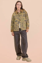Load image into Gallery viewer, Leaf Camouflage Casual Shacket Jacket
