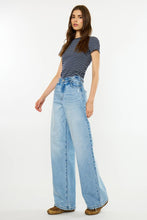 Load image into Gallery viewer, Kan Can LOW CURVE WIDE Denim Jeans
