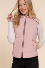 Load image into Gallery viewer, Lightweight Quilted Full Zip Up Vest
